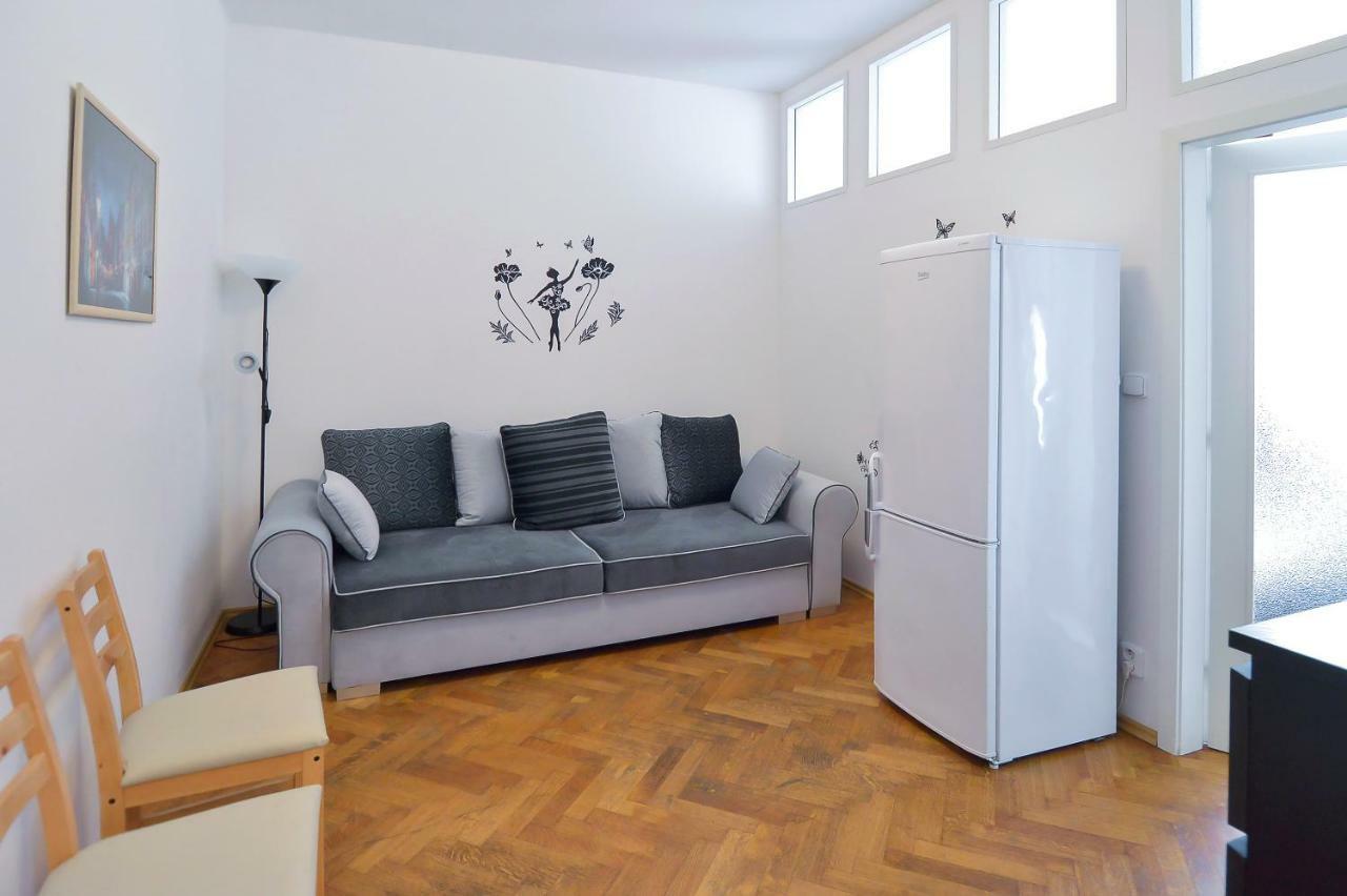 Modern Apartment Navratilova II Praha Eksteriør bilde